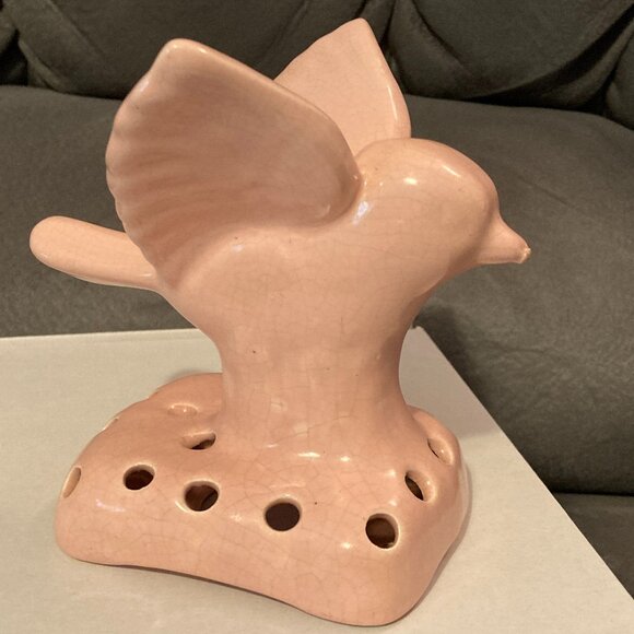 VTG 1950's Camark Pink Bird Ceramic Flower Frog Arranger-17 Holes-5.5" H-VGUC - Picture 10 of 10